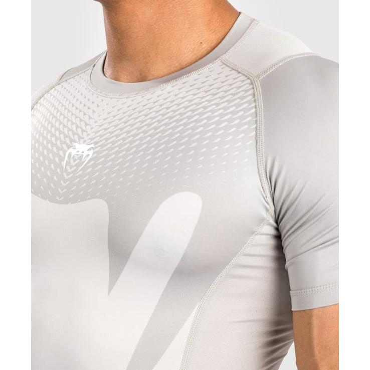 Venum Attack Kurzarm-Rashguard – Sand